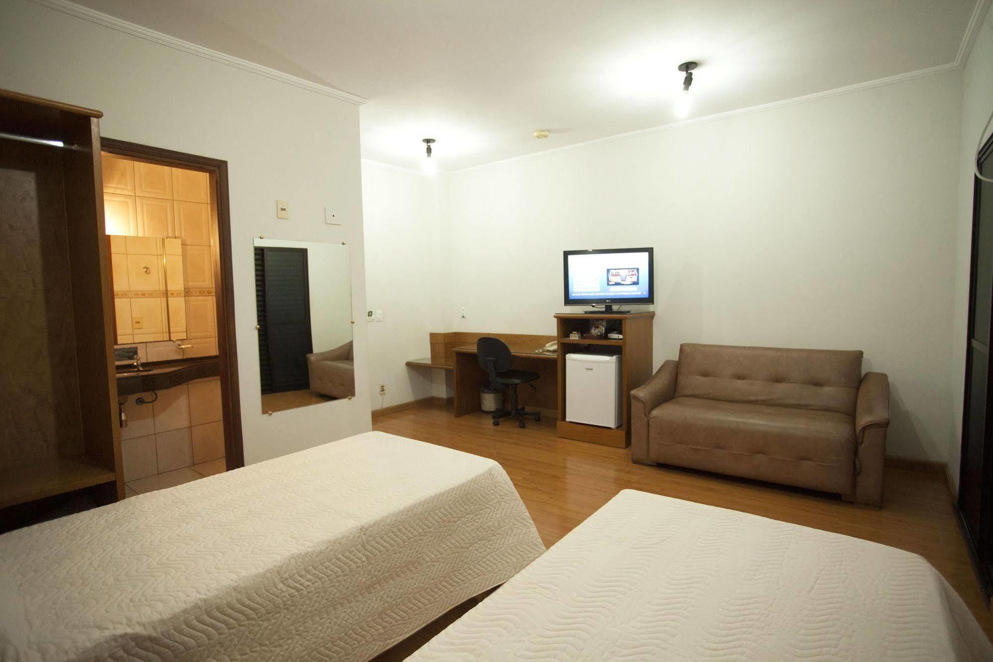 Indaia Hotel Residence São Carlos Екстериор снимка
