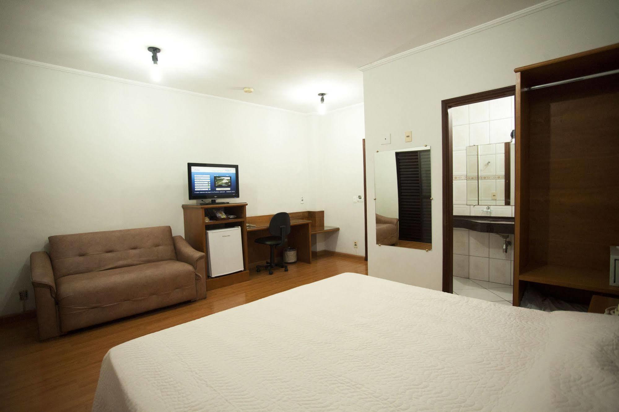 Indaia Hotel Residence São Carlos Екстериор снимка